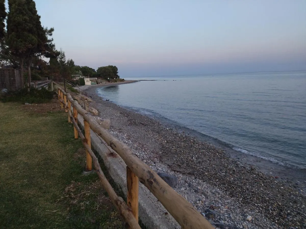 Seaside House Villa Nea Skioni